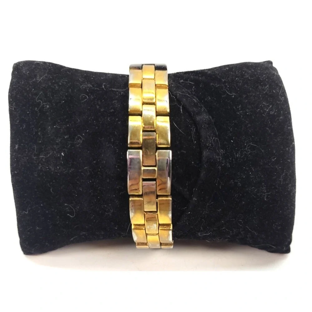 Womens Quartz Watch. Tortoise Shell and Goldtone‎ Band New Battery